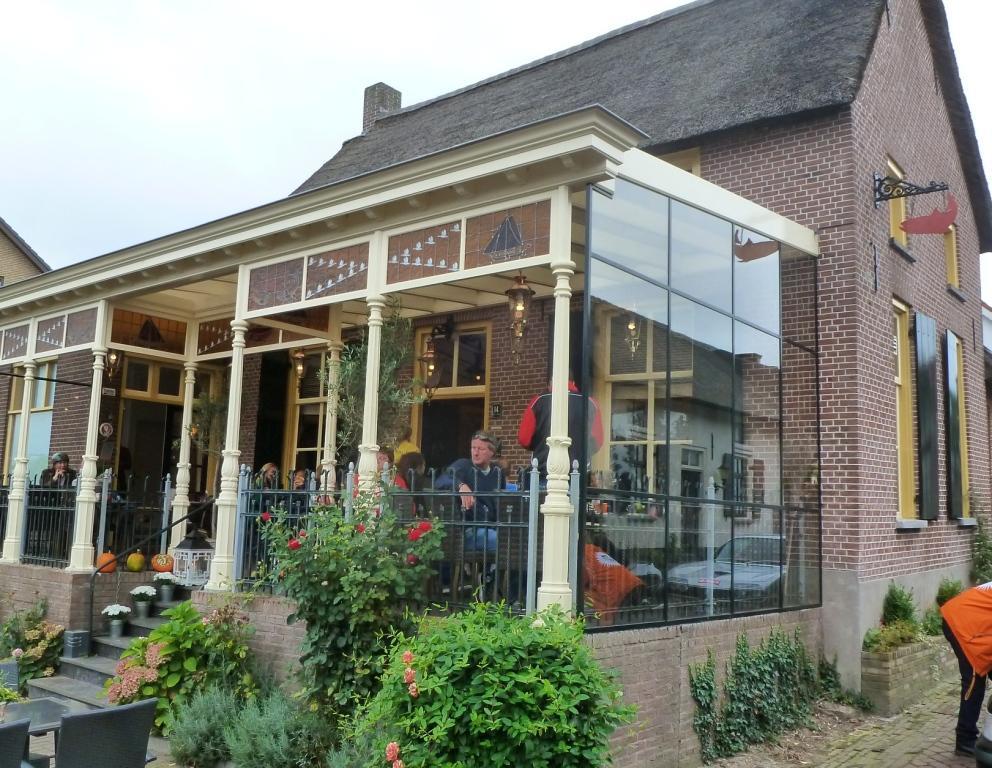 'T Oude Veerhuis Heerewaarden Exterior foto